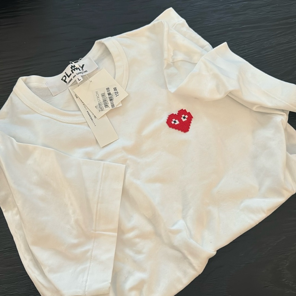 Comme des Garcons PLAY White Short Sleeve Tee with Red Heart Logo